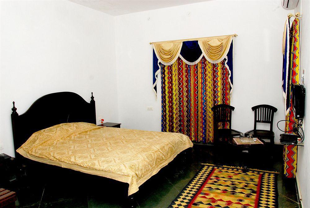 Chandra Hill Resort 拉那克普 外观 照片