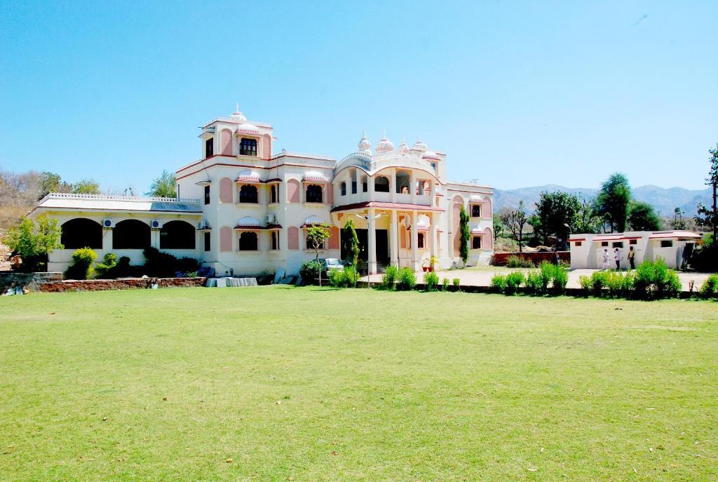 Chandra Hill Resort 拉那克普 外观 照片